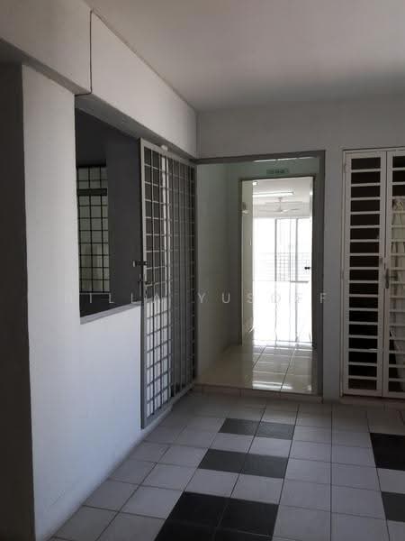 Kondominium untuk Disewa di Pearl Avenue - DILLA YUSOFF - Corridor - PropertyGuru.com.my