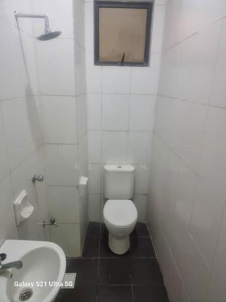 Kondominium untuk Dijual di Riverdale @ Usj One Park - RL Han - Bathroom - PropertyGuru.com.my