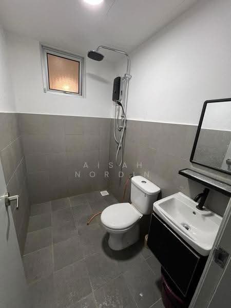 Pangsapuri untuk Disewa di Tangerine Suites - Aisah Nordin - Bathroom - PropertyGuru.com.my