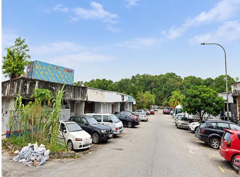 Factory for Rent in Glenmarie (Selangor) - Rachel Too - Exterior - PropertyGuru.com.my