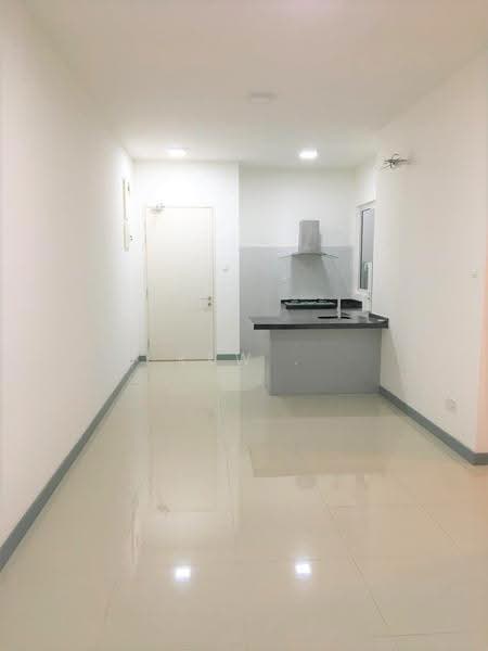 Kediaman Servis untuk Dijual di Southbank Residence - Kew . - Kitchen - PropertyGuru.com.my