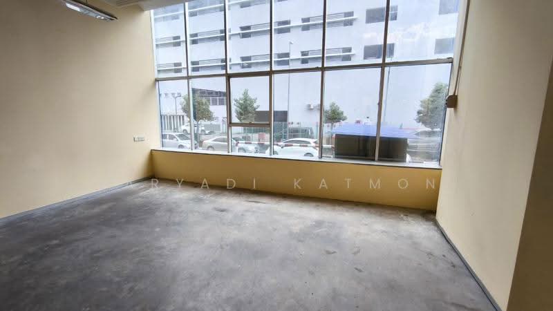 Office for Rent in Seksyen U1, Temasya Industrial Park (Shah Alam) - Haryadi Katmon - Interior - PropertyGuru.com.my
