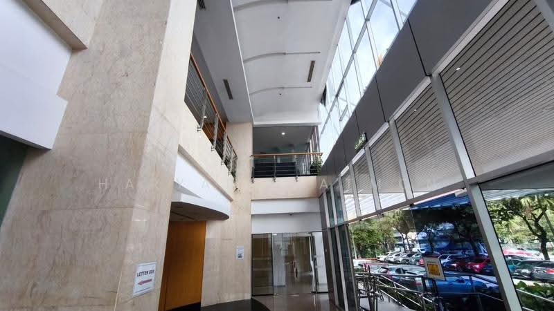 Office for Rent in Seksyen U1, Temasya Industrial Park (Shah Alam) - Haryadi Katmon - Lobby - PropertyGuru.com.my
