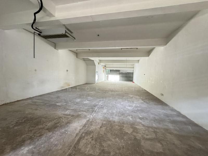 Shop for Sale in Taman Rinting (Masai) - Chloe Chin - Interior - PropertyGuru.com.my