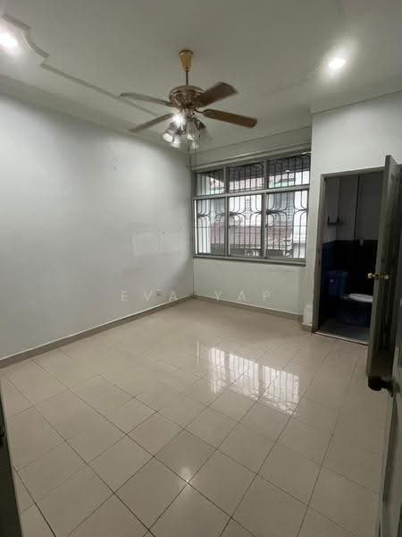 2-storey Terraced House for Sale in Taman Bukit Maluri (Kepong) - Eva Yap - Interior - PropertyGuru.com.my