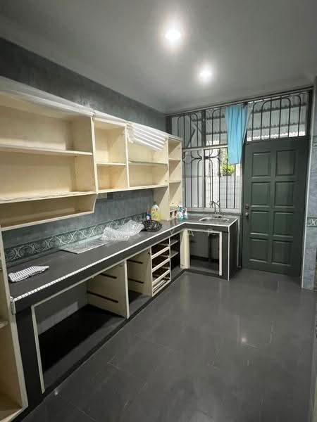 2-storey Terraced House for Sale in Taman Bukit Maluri (Kepong) - Eva Yap - Kitchen - PropertyGuru.com.my