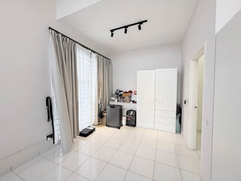 Rumah Teres 2-Tingkat untuk Dijual di Taman Setia Indah (Tebrau) - Alicia Lim - Interior - PropertyGuru.com.my