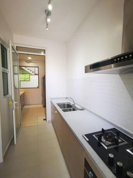 2-storey Terraced House for Sale in Kota Kinabalu (Sabah) - Ivy Lim - Kitchen - PropertyGuru.com.my