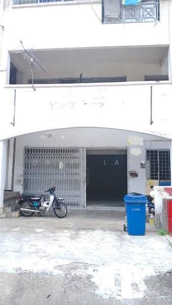 Kedai untuk Disewa di Alam Damai (Cheras) - David Lao - Exterior - PropertyGuru.com.my