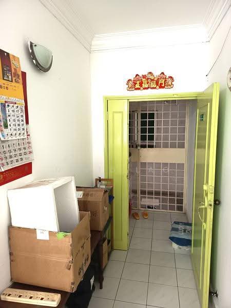 Kondominium untuk Disewa di Endah Ria - David Lao - Entrance - PropertyGuru.com.my