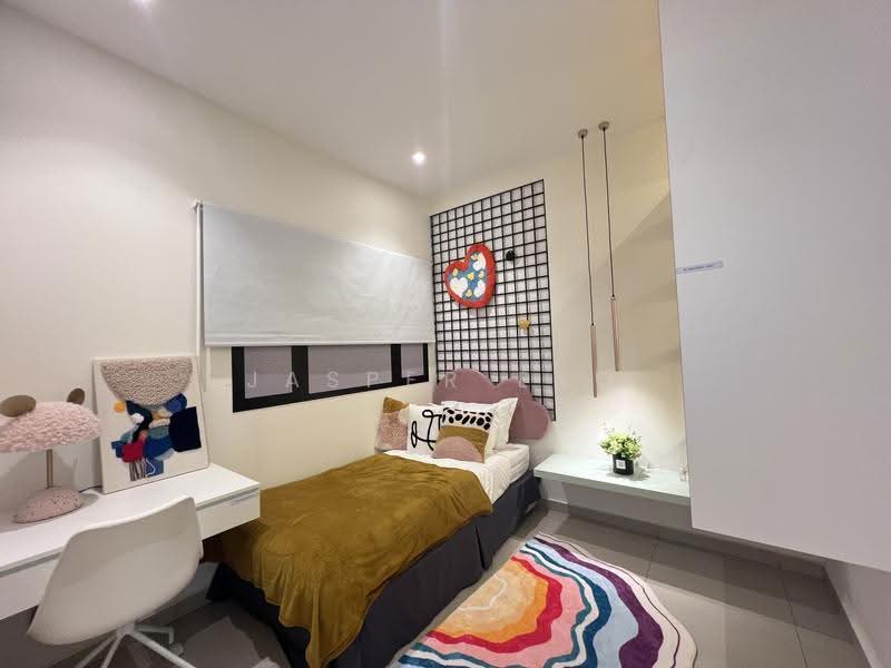 Kediaman Servis untuk Dijual di Santai @ Eco Spring - Jasper Eyo - Bedroom - PropertyGuru.com.my