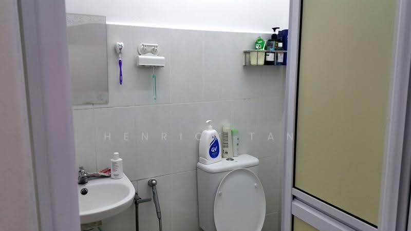 Rumah Teres 2-Tingkat untuk Dijual di Pjs 7 (Sunway) - Henrick Tan - Bathroom - PropertyGuru.com.my