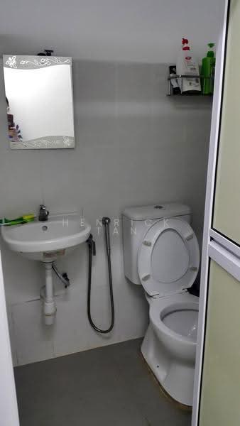 Rumah Teres 2-Tingkat untuk Dijual di Pjs 7 (Sunway) - Henrick Tan - Bathroom - PropertyGuru.com.my