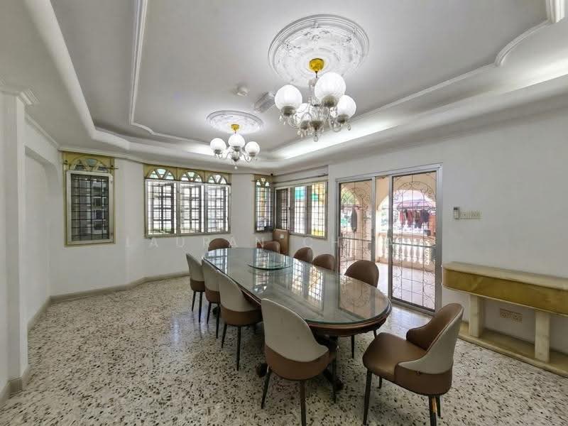 Rumah Banglo untuk Dijual di SS3 (Petaling Jaya) - Lauran Chuah - Dining Room - PropertyGuru.com.my