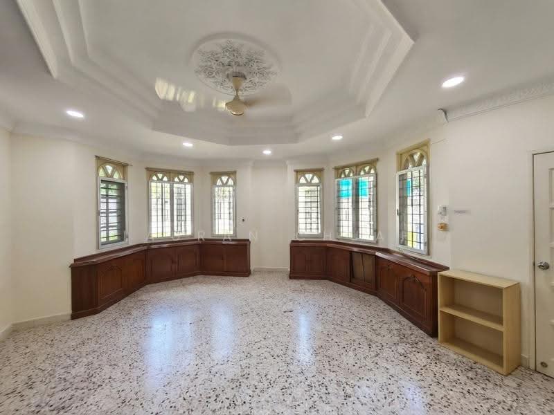 Rumah Banglo untuk Dijual di SS3 (Petaling Jaya) - Lauran Chuah - Living Room - PropertyGuru.com.my