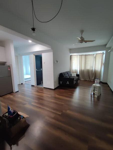 Kediaman Servis untuk Dijual di Main Place Residence - Ken Yap - Living Room - PropertyGuru.com.my