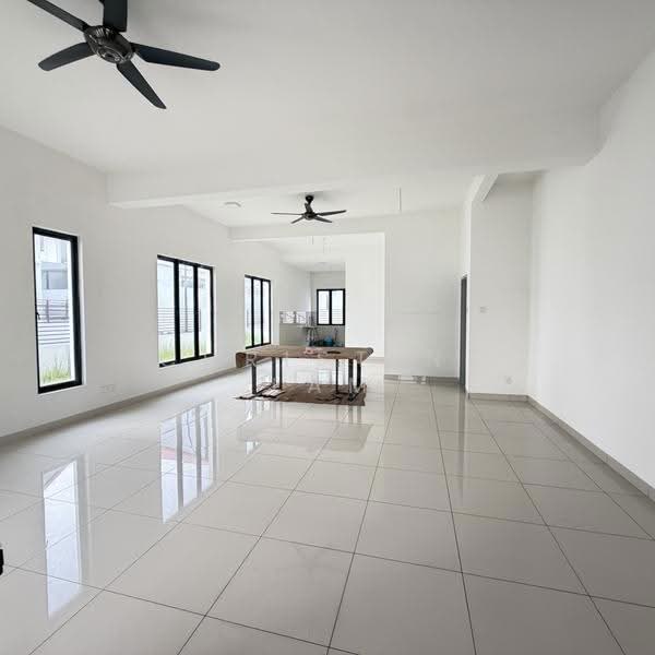 Rumah Teres 2-Tingkat untuk Dijual di Alam Impian (Shah Alam) - Christine Lam - PropertyGuru.com.my