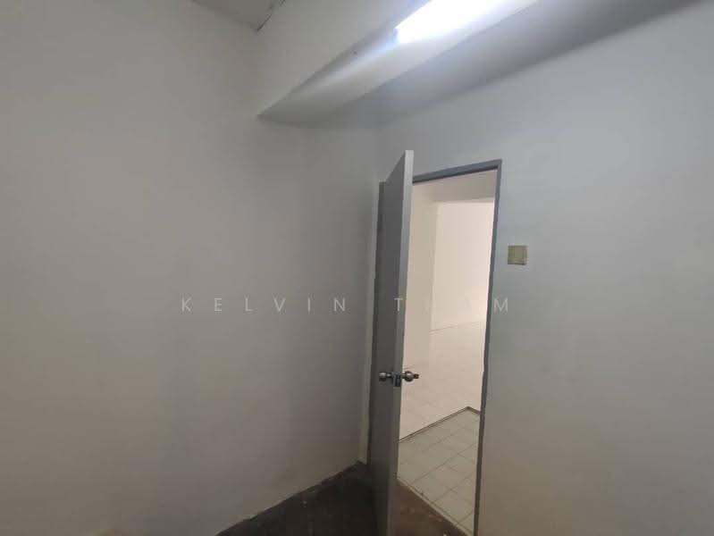 Apartment for Sale at Bandar Bukit Tinggi 1 Apartment - Kelvin Tham - Interior - PropertyGuru.com.my