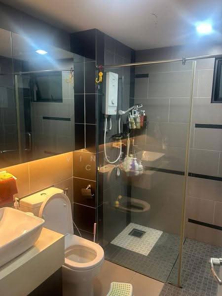 Condominium for Rent at The Z Residence - Vincent Chye - Bathroom - PropertyGuru.com.my
