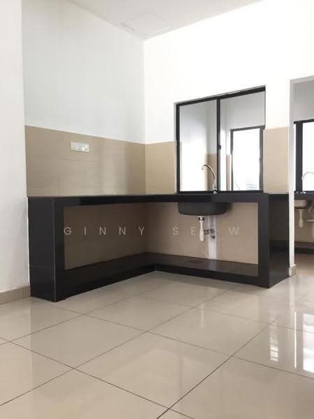 2.5-storey Terraced House for Sale in Bandar Puteri Puchong (Puchong) - Ginny Seow - Kitchen - PropertyGuru.com.my