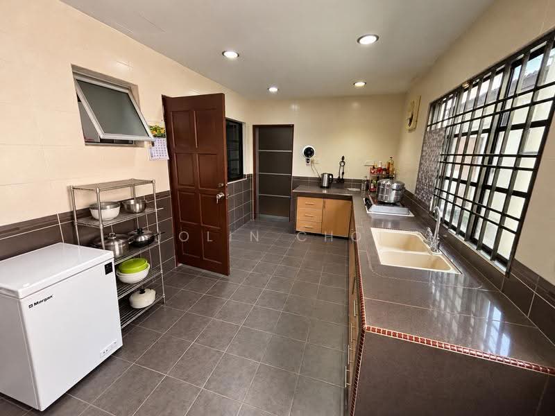 2-storey Terraced House for Sale in Taman Putra Prima (Puchong) - Jolin Choi - Kitchen - PropertyGuru.com.my