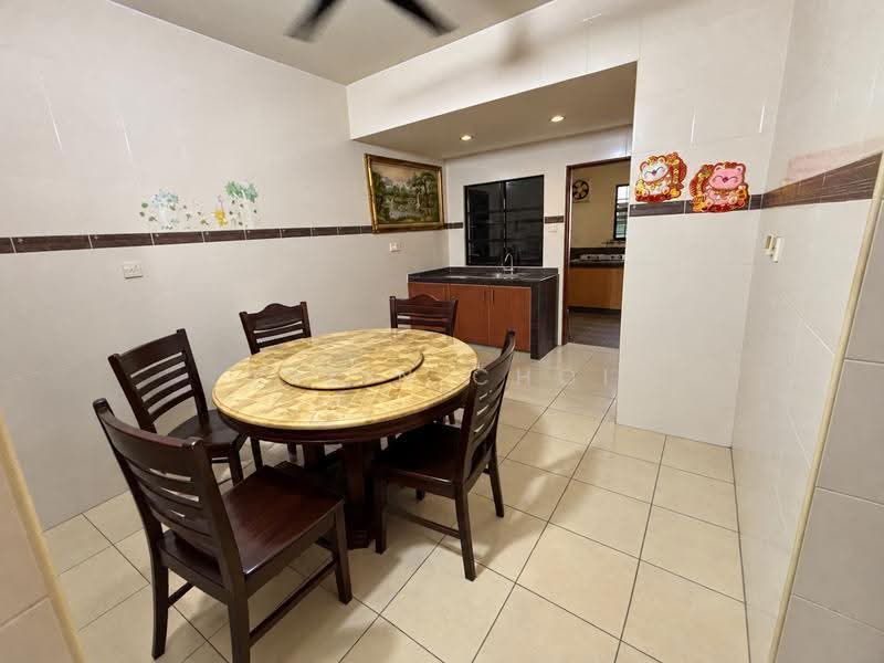2-storey Terraced House for Sale in Taman Putra Prima (Puchong) - Jolin Choi - Dining Room - PropertyGuru.com.my