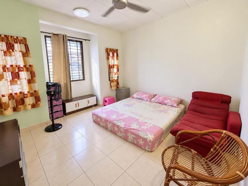 2-storey Terraced House for Sale in Taman Putra Prima (Puchong) - Jolin Choi - Bedroom - PropertyGuru.com.my