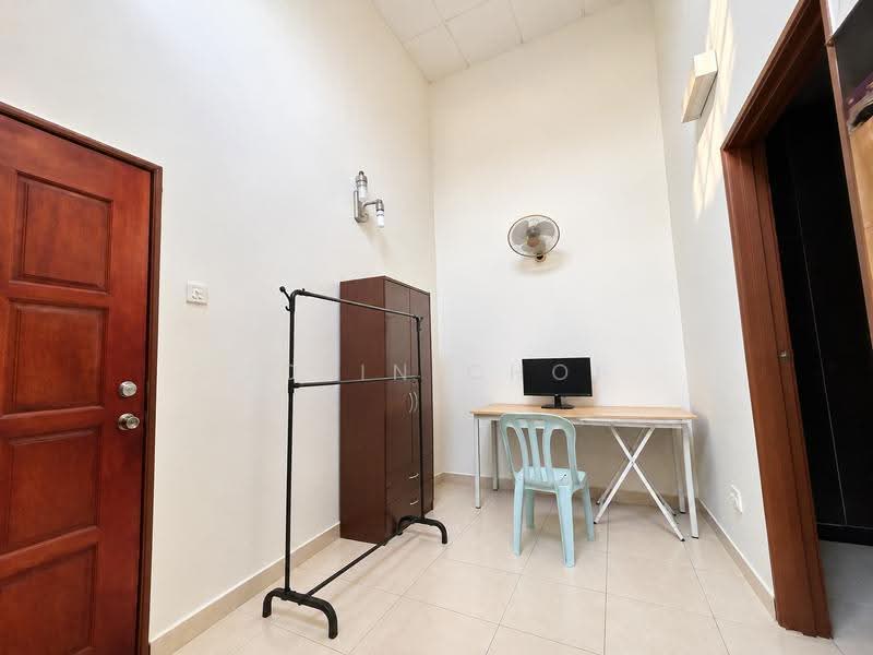 2-storey Terraced House for Sale in Taman Putra Prima (Puchong) - Jolin Choi - Study - PropertyGuru.com.my