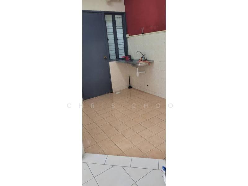 Apartment for Rent at Pangsapuri Perdana Impian - Chris Choo - Kitchen - PropertyGuru.com.my