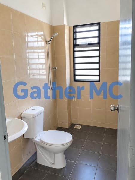 Rumah Teres 2-Tingkat untuk Dijual di Bandar Meru Raya (Ipoh) - Mr Chee - Bathroom - PropertyGuru.com.my