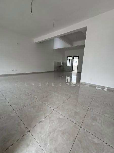 2-storey Terraced House for Sale in Taman Impian Emas (Skudai) - Kasper Lee - Kitchen - PropertyGuru.com.my