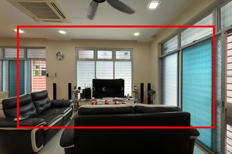 Rumah Kluster untuk Dijual di Taman Gaya (Ulu Tiram) - Kok Hui - Living Room - PropertyGuru.com.my
