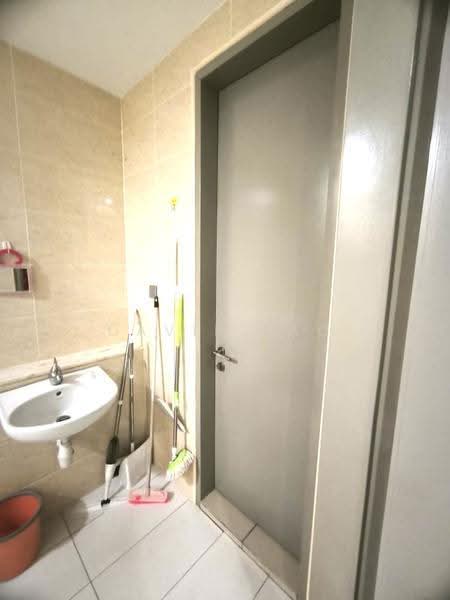 Kediaman Servis untuk Disewa di One Residence - David Lao - Bathroom - PropertyGuru.com.my