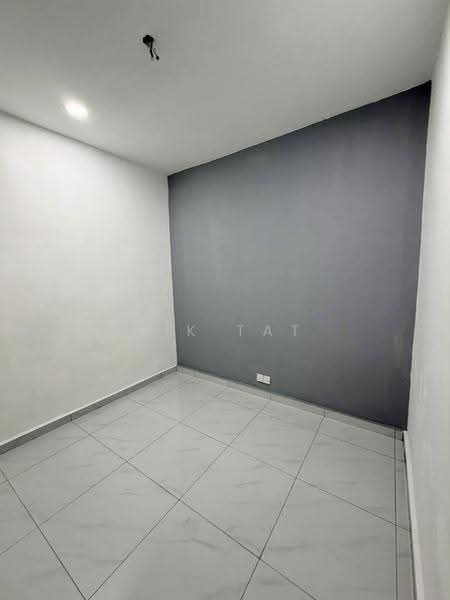 1-storey Terraced House for Sale in Taman Pelangi (Johor Bahru) - Yik Tat - Interior - PropertyGuru.com.my