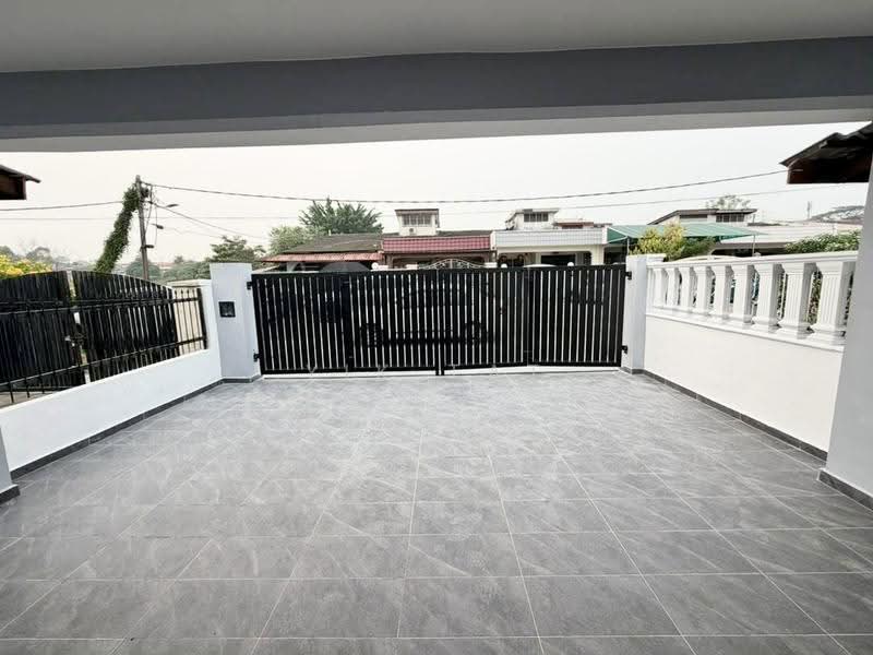1-storey Terraced House for Sale in Taman Pelangi (Johor Bahru) - Yik Tat - Exterior - PropertyGuru.com.my