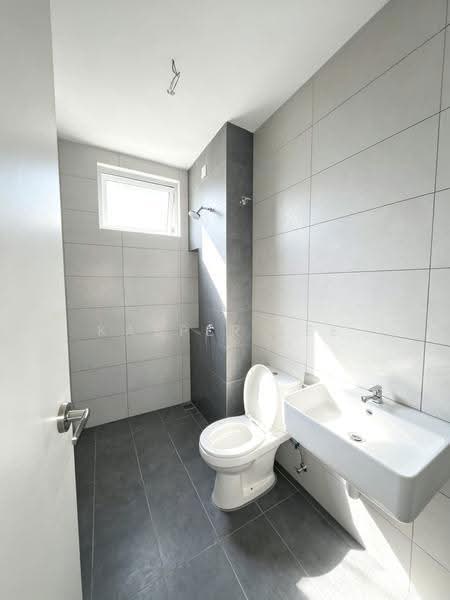 2-storey Terraced House for Rent in Taman Impian Emas (Skudai) - Kasper Lee - Bathroom - PropertyGuru.com.my