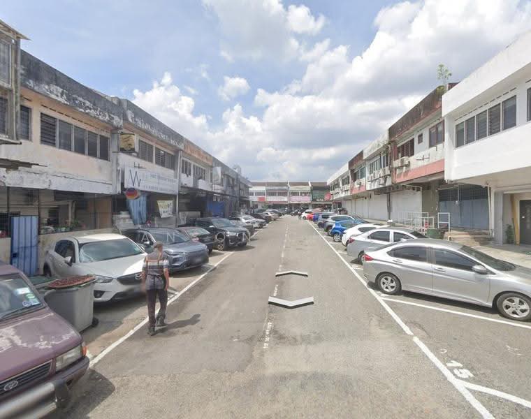 Shop / Office for Rent in Taman Johor Jaya (Johor Bahru) - Anson Chua - Exterior - PropertyGuru.com.my