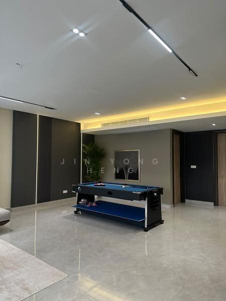 Bungalow House for Sale in Taman Tunku (Bukit Tunku (Kenny Hills)) - Jin Yong Heng - Living Room - PropertyGuru.com.my