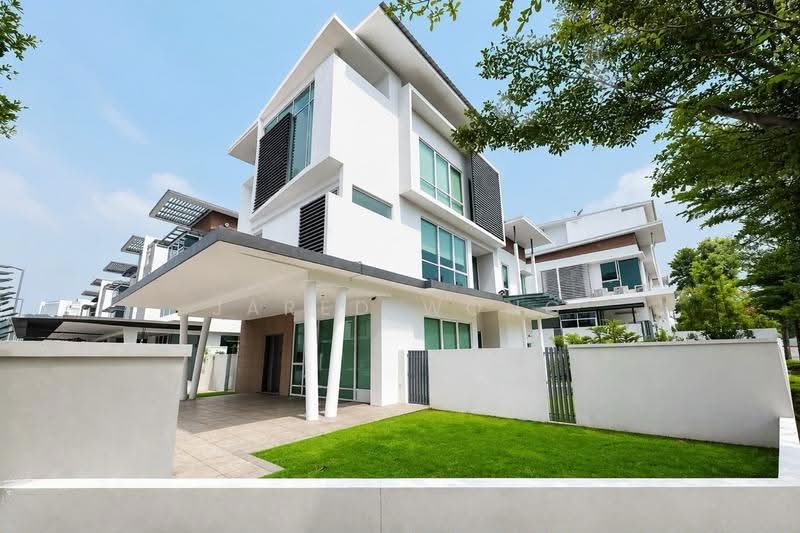 Bungalow House for Sale in Cyberjaya (Selangor) - Jared Wong - Exterior - PropertyGuru.com.my