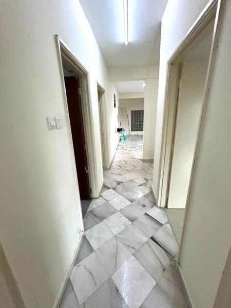 Condominium for Rent at Sang Suria - David Lao - Corridor - PropertyGuru.com.my