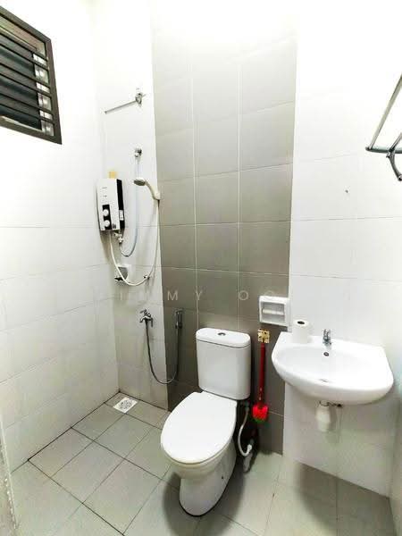Rumah Teres 2-Tingkat untuk Disewa di Taman Nusa Sentral (Iskandar Puteri (Nusajaya)) - Jimmy Ooi - Bathroom - PropertyGuru.com.my