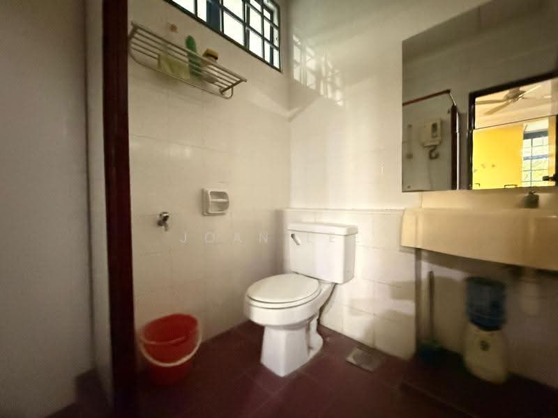 Bungalow House for Sale in Kuala Selangor (Selangor) - Joan Lee - Bathroom - PropertyGuru.com.my