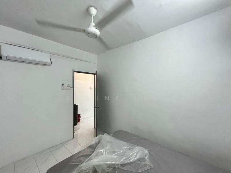 Kondominium untuk Disewa di The Rise Collection 2 - Elaine Lee - Bedroom - PropertyGuru.com.my