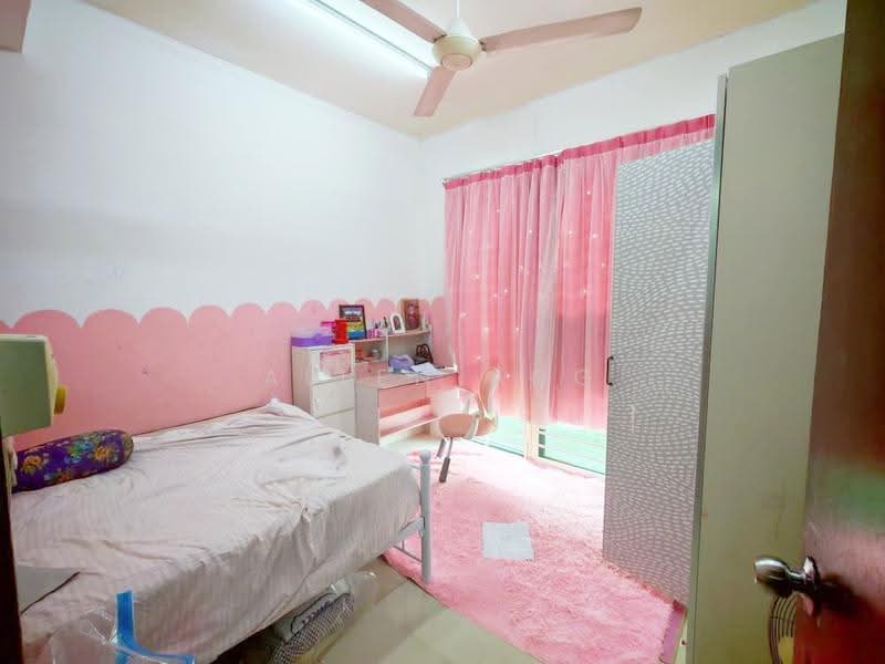 2.5-storey Terraced House for Sale in Seksyen 16 (Shah Alam) - Allen Ang - Bedroom - PropertyGuru.com.my