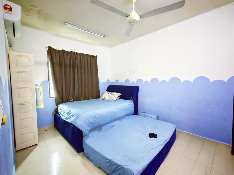 2.5-storey Terraced House for Sale in Seksyen 16 (Shah Alam) - Allen Ang - Bedroom - PropertyGuru.com.my