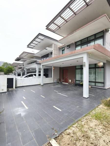 Semi-Detached House for Sale in Taman Mount Austin (Tebrau) - Joey Chiew - PropertyGuru.com.my