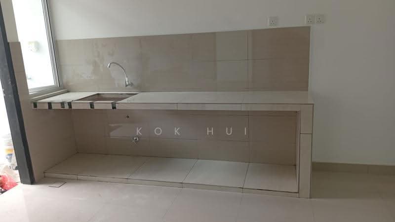 2-storey Terraced House for Sale in Taman Impian Emas (Skudai) - Kok Hui - Kitchen - PropertyGuru.com.my