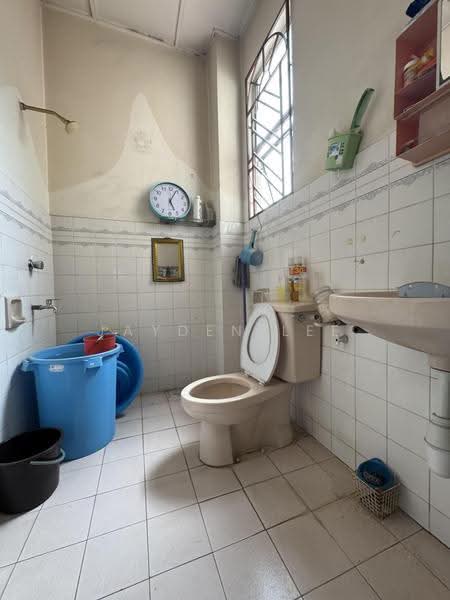 2-storey Terraced House for Sale in BANDAR PUCHONG JAYA (Puchong) - Jayden Lee - Bathroom - PropertyGuru.com.my