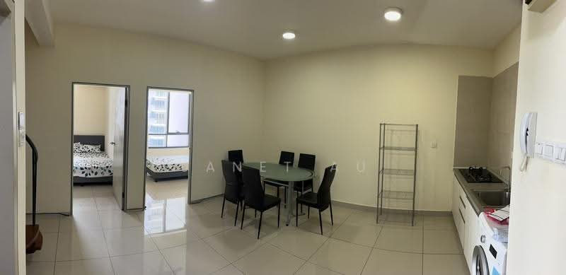 Kediaman Servis untuk Dijual di Flexis @ One South - Janet Au - Bedroom - PropertyGuru.com.my