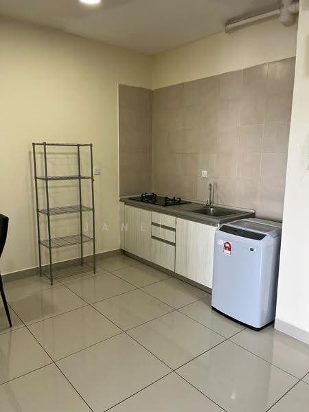 Kediaman Servis untuk Dijual di Flexis @ One South - Janet Au - Kitchen - PropertyGuru.com.my